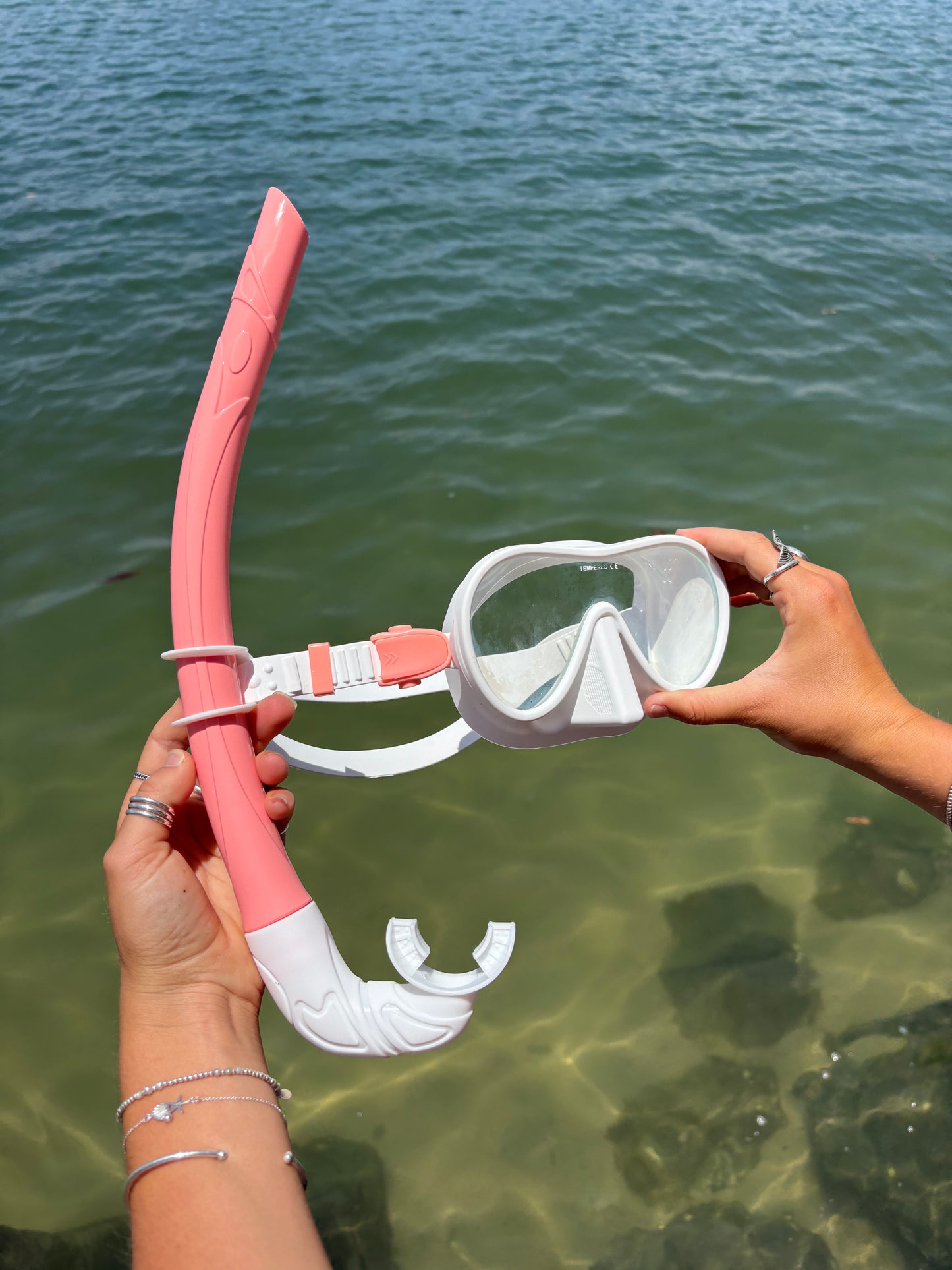 Candy- Whitewash / Coral Set